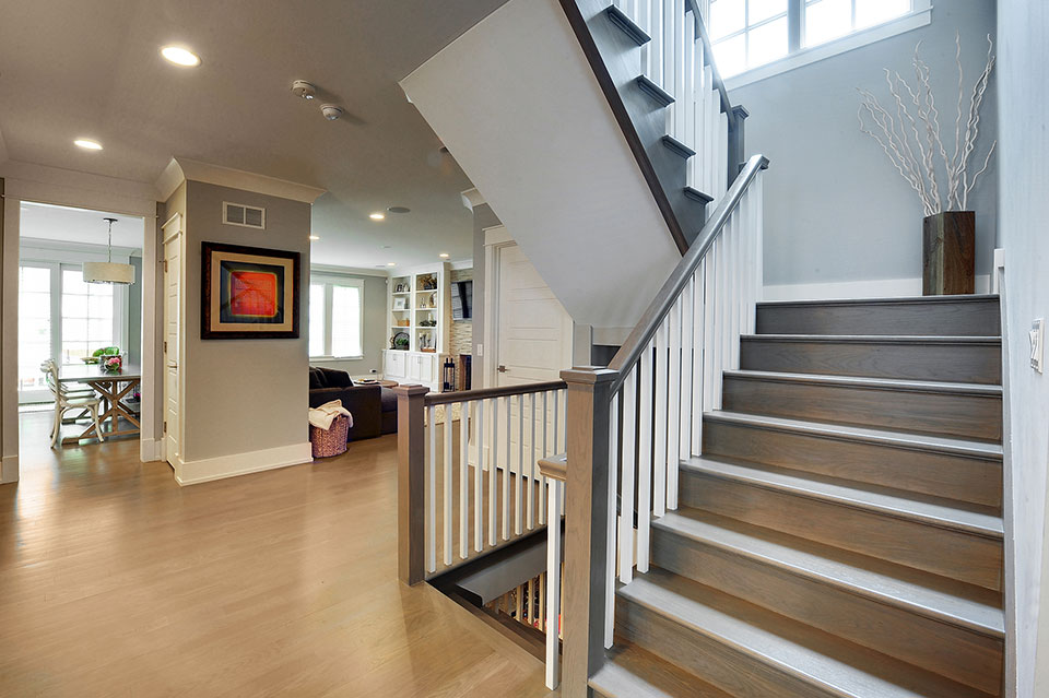 1206-Raleigh-Glenview - Staircase-Entry - Globex Developments Custom Homes
