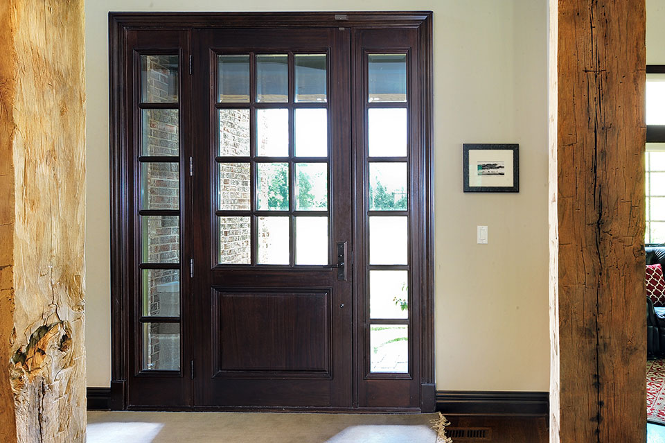316-Luthin-Oak-Brook - Entry-Door-Detail - Globex Developments Custom Homes
