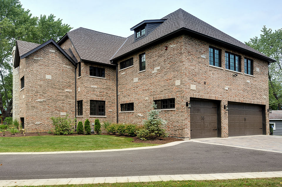 316-Luthin-Oak-Brook - House-Garage-View - Globex Developments Custom Homes