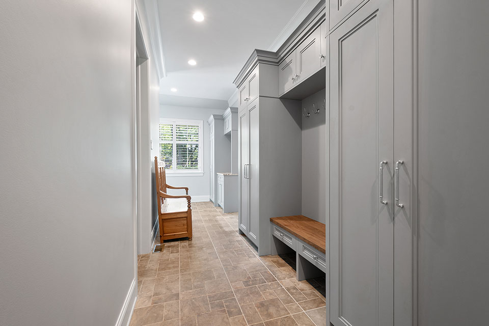 Northfield-Custom-Home-101 - Mudroom - Globex Developments Custom Homes