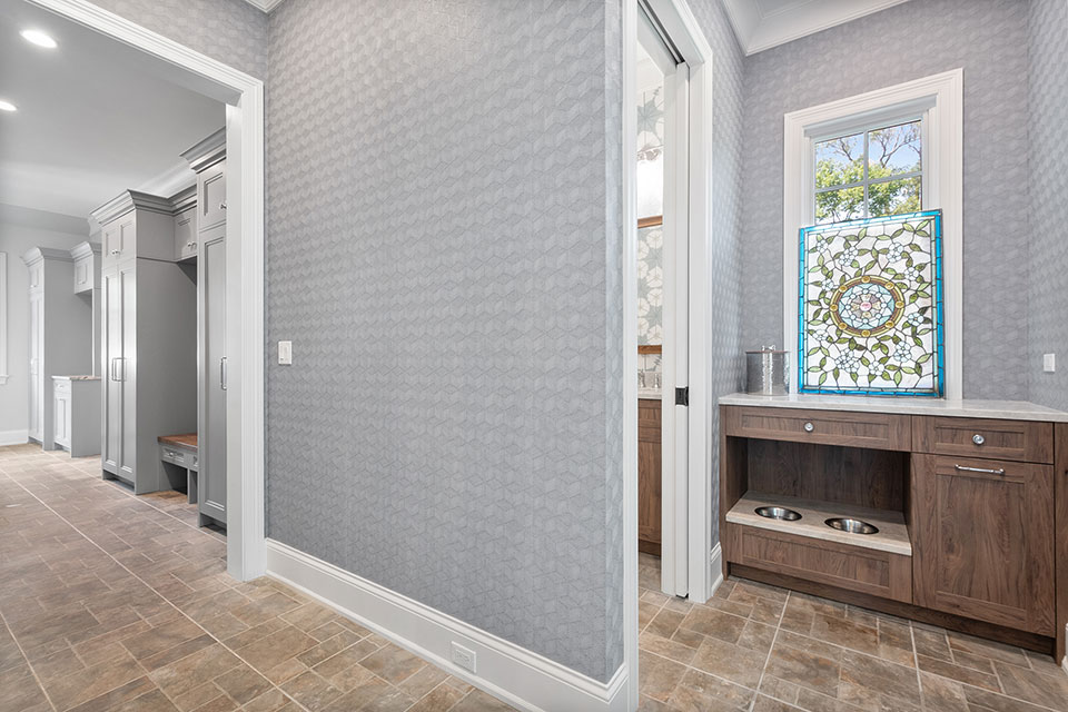 Northfield-Custom-Home-101 - Mudroom - Globex Developments Custom Homes
