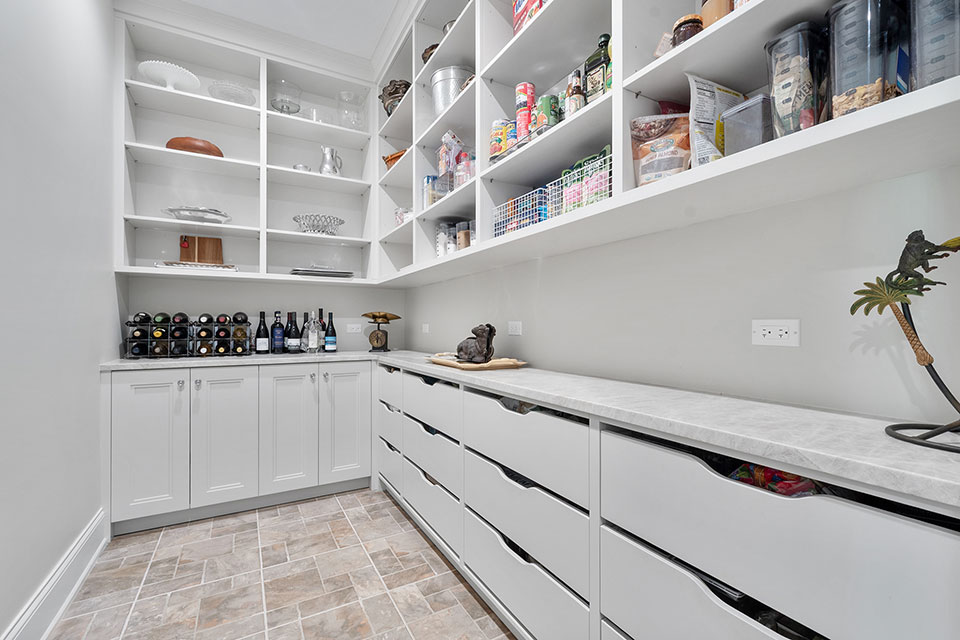 Northfield-Custom-Home-101 - Pantry - Globex Developments Custom Homes